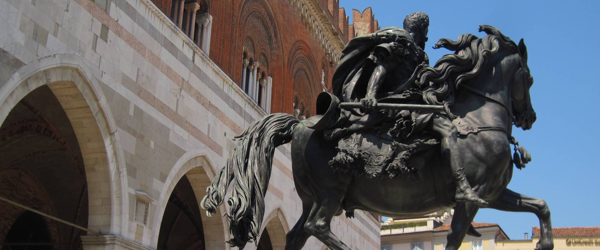 033032598 - Piacenza Statue Equestri Farnesiane foto di Mostacchi.angelo